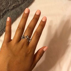 Pandora dazzling daisies ring size 5